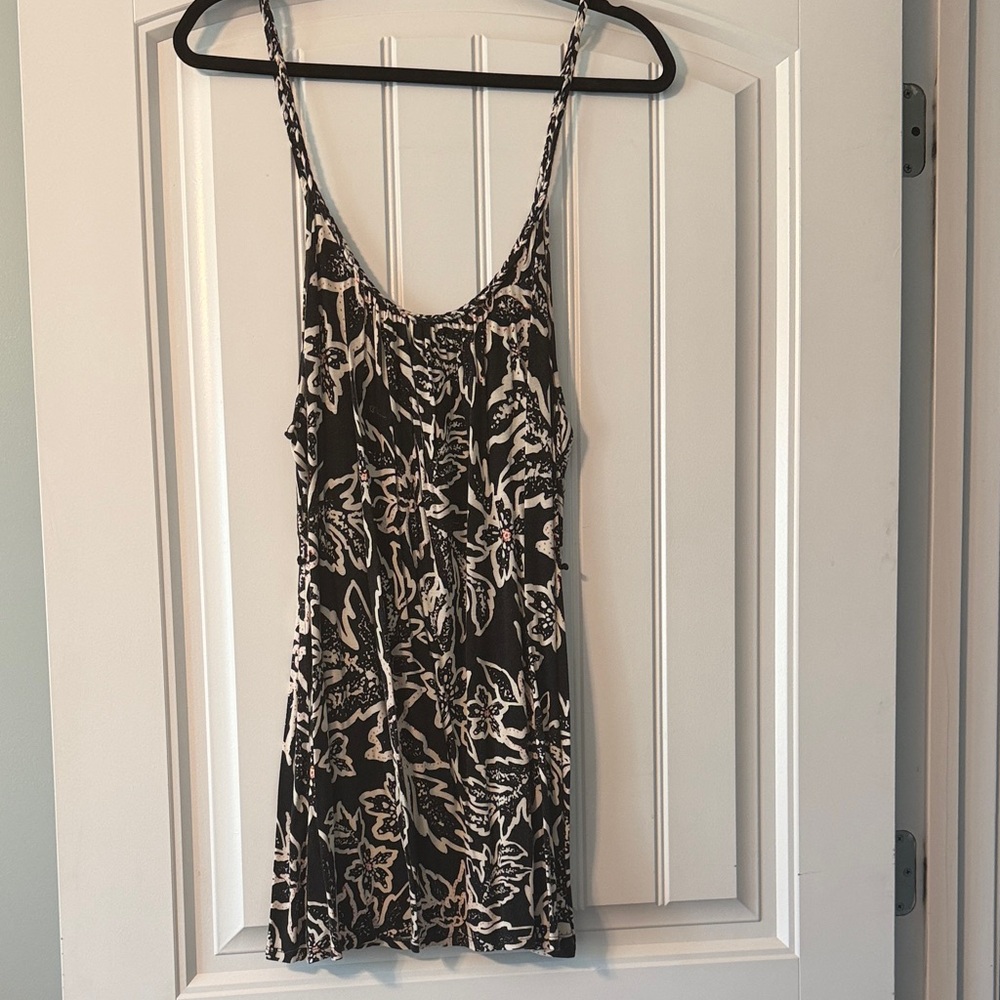 Motherhood Black and Cream Floral Maternity top